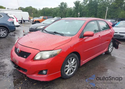 2010 Toyota Corolla S из США, поврежденный, VIN 2T1BU4EE9AC260042